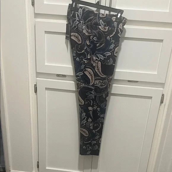 Paisley Print Leggings - Picture 1 of 6